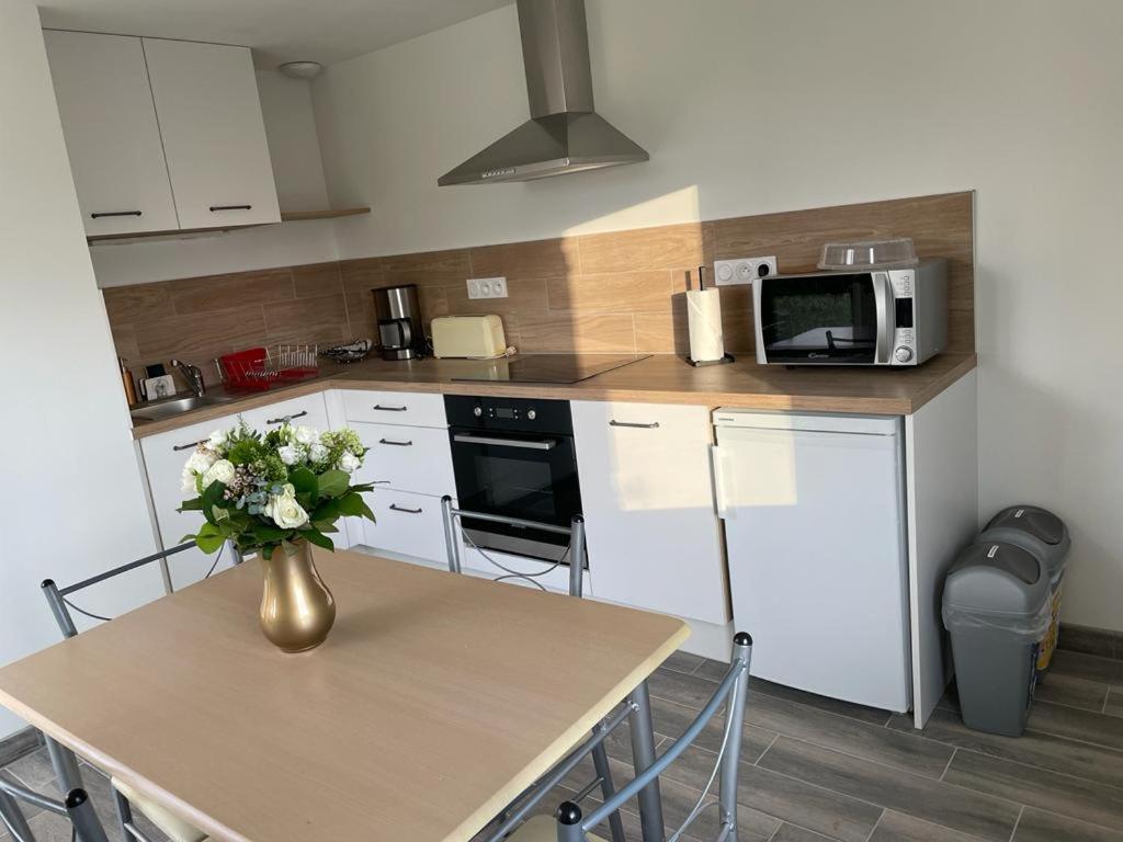 Appartement Rdc Granville Kültér fotó